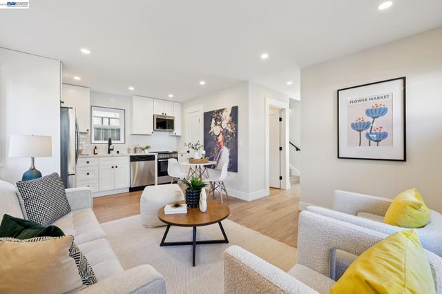 3031 WHEELER STREET, Berkeley, CA 94705