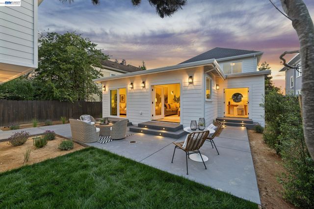 3031 WHEELER STREET, Berkeley, CA 94705