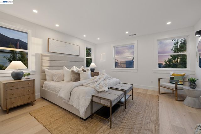 3031 WHEELER STREET, Berkeley, CA 94705