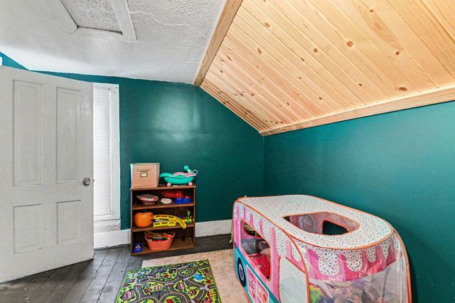 17625 E State Street, Vandalia, MI 49095
