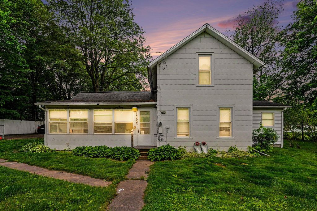 17625 E State Street, Vandalia, MI 49095