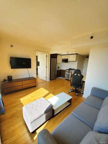 39-16 Prince Street 10D, Flushing, NY 11354