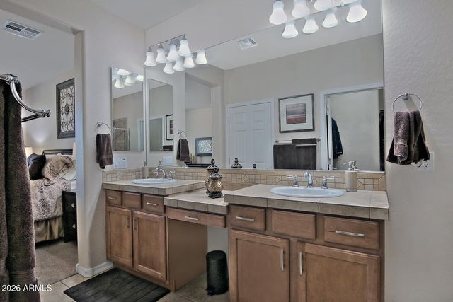 3456 N HAWTHORN Drive, Florence, AZ 85132