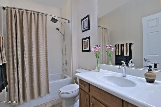 3456 N HAWTHORN Drive, Florence, AZ 85132