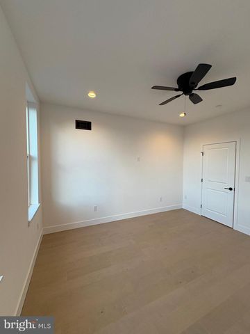 1431 N NEWKIRK STREET, Philadelphia, PA 19121