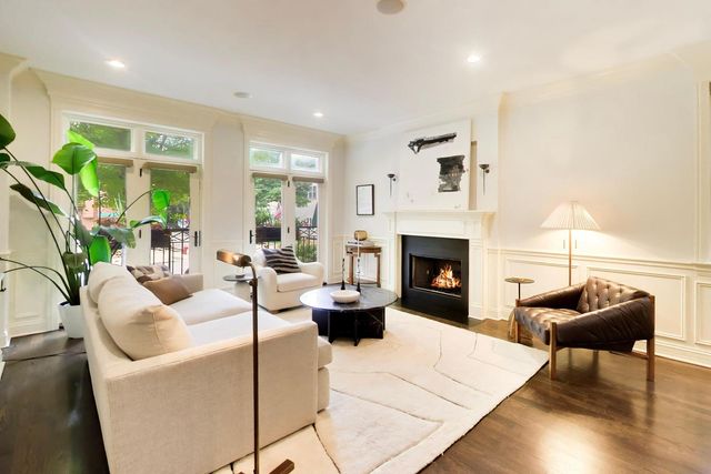 2523 N Southport Avenue 1N, Chicago, IL 60614