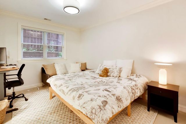 2523 N Southport Avenue 1N, Chicago, IL 60614
