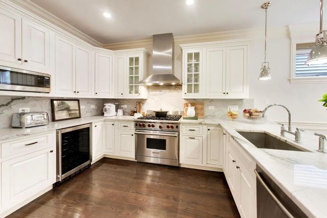 2523 N Southport Avenue 1N, Chicago, IL 60614