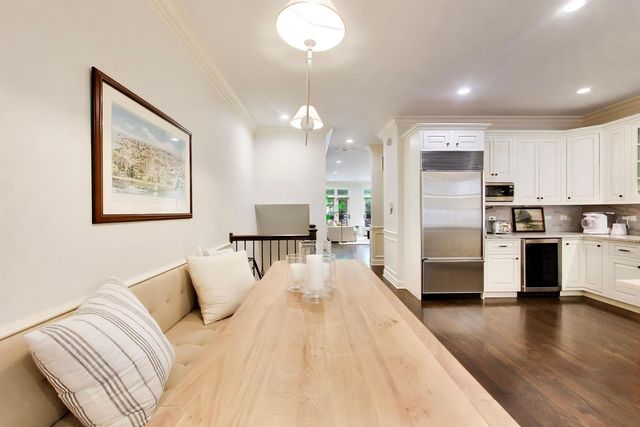 2523 N Southport Avenue 1N, Chicago, IL 60614