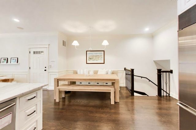 2523 N Southport Avenue 1N, Chicago, IL 60614