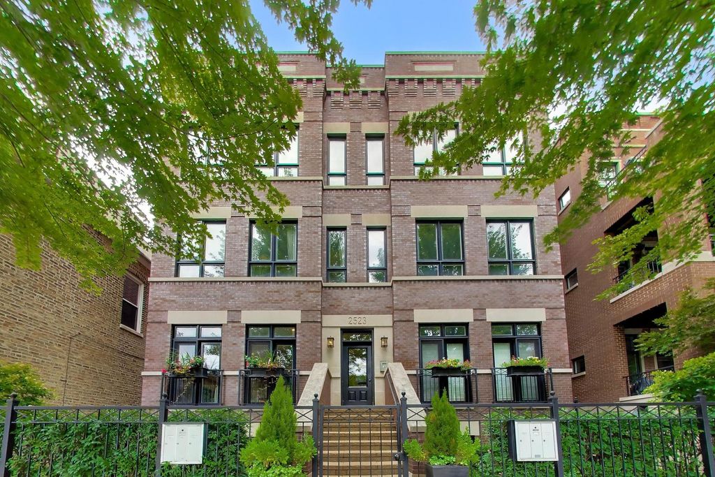 2523 N Southport Avenue 1N, Chicago, IL 60614
