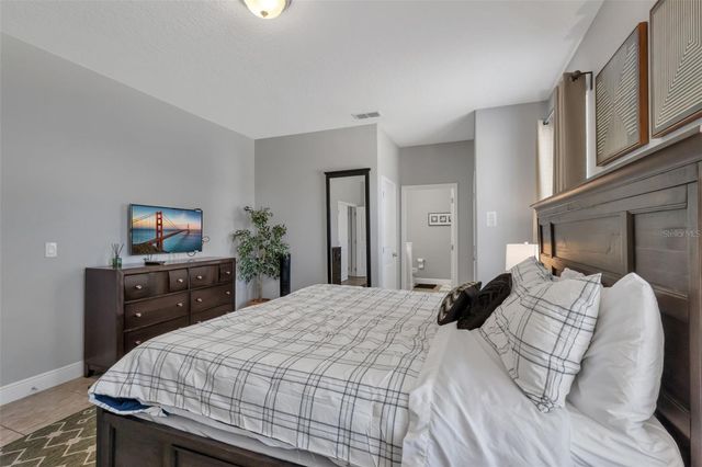 4127 OAKTREE DRIVE, Davenport, FL 33837