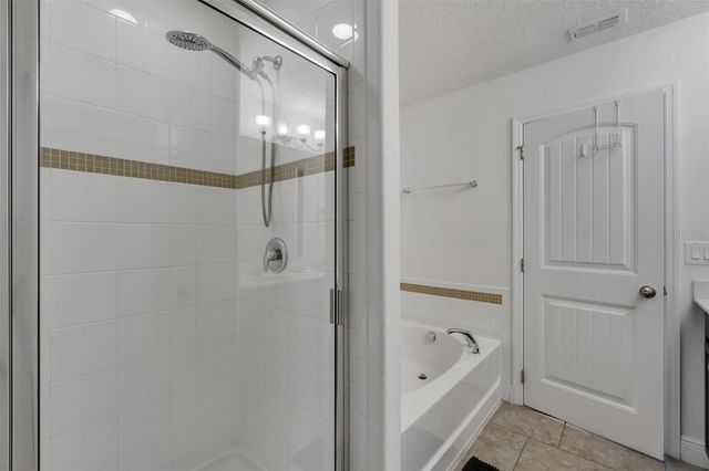 4127 OAKTREE DRIVE, Davenport, FL 33837