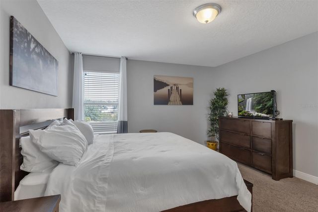 4127 OAKTREE DRIVE, Davenport, FL 33837