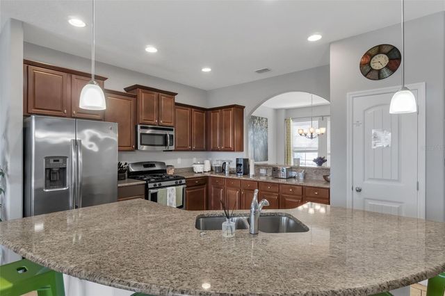 4127 OAKTREE DRIVE, Davenport, FL 33837