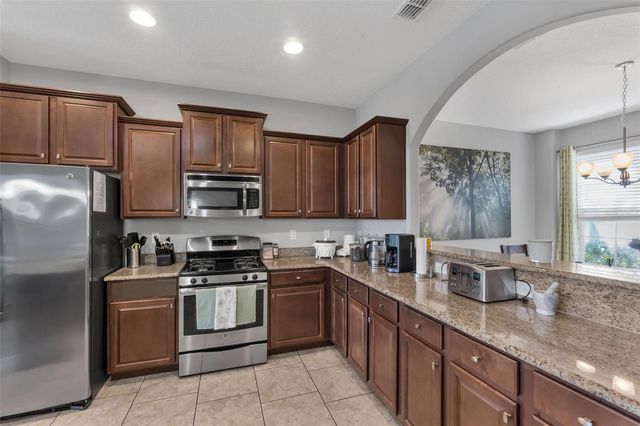 4127 OAKTREE DRIVE, Davenport, FL 33837