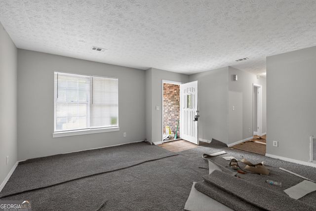 5881 Seam Street, Lithonia, GA 30058