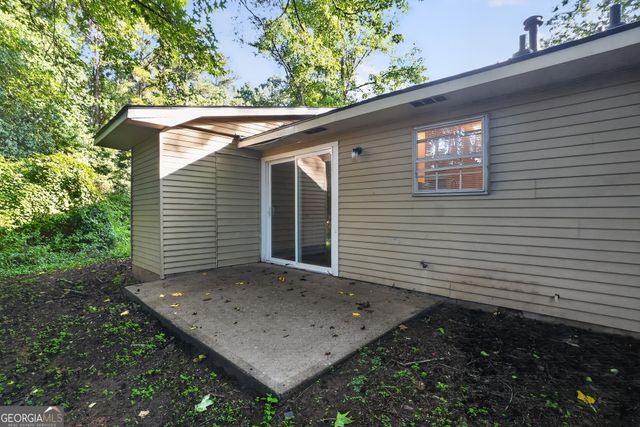 5881 Seam Street, Lithonia, GA 30058