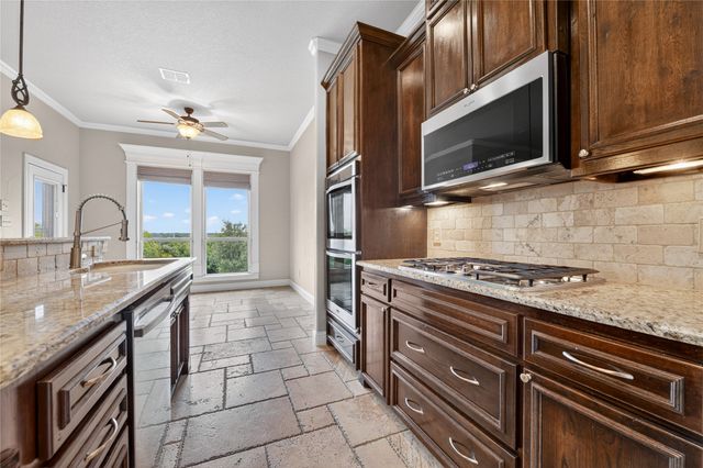 312 Ellis Ridge Drive, Weatherford, TX 76085