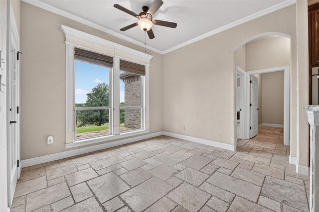 312 Ellis Ridge Drive, Weatherford, TX 76085