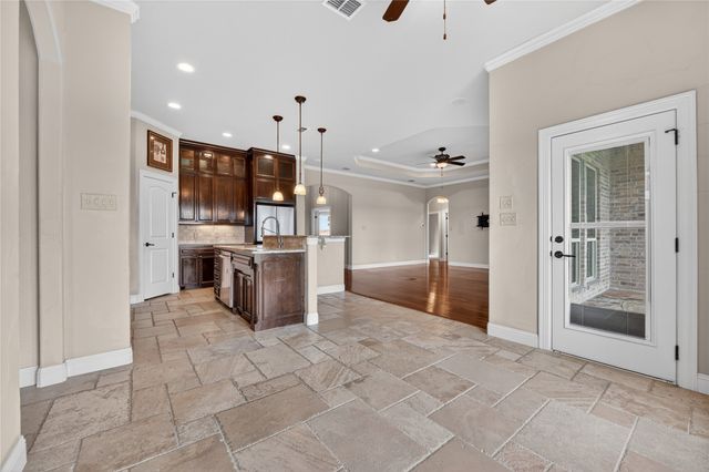 312 Ellis Ridge Drive, Weatherford, TX 76085