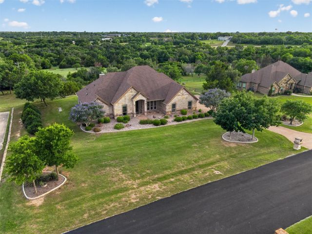 312 Ellis Ridge Drive, Weatherford, TX 76085