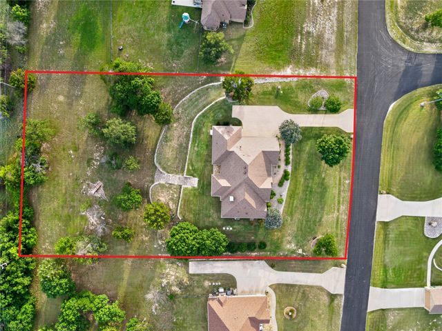 312 Ellis Ridge Drive, Weatherford, TX 76085