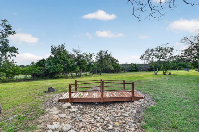 312 Ellis Ridge Drive, Weatherford, TX 76085