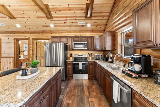 2634 Jerusalem Way, Sevierville, TN 37876