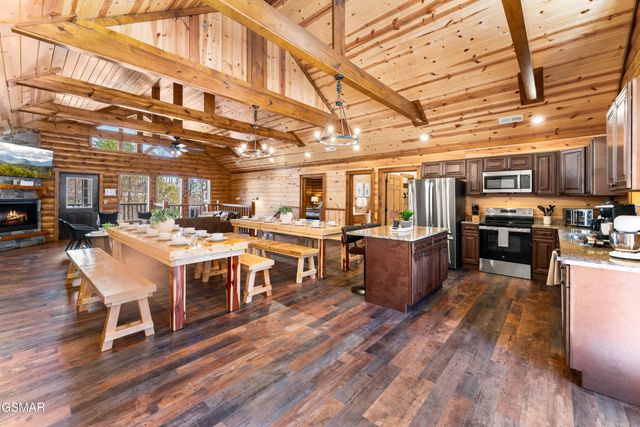 2634 Jerusalem Way, Sevierville, TN 37876