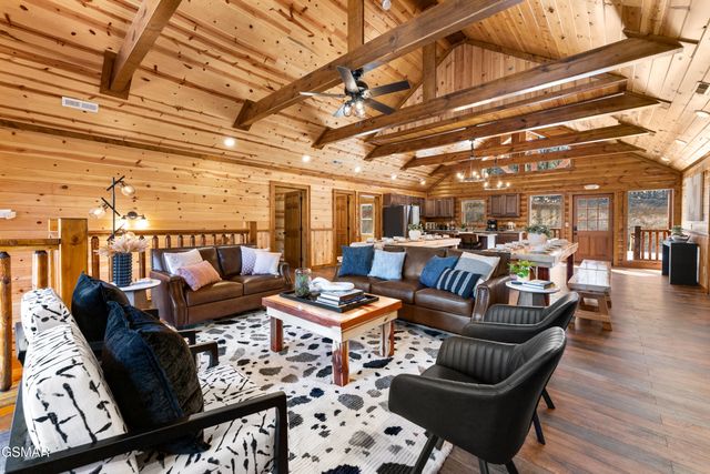 2634 Jerusalem Way, Sevierville, TN 37876