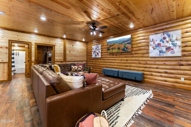 2634 Jerusalem Way, Sevierville, TN 37876