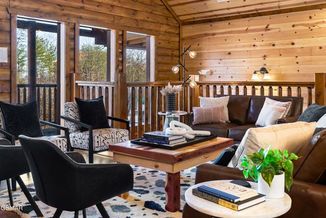 2634 Jerusalem Way, Sevierville, TN 37876