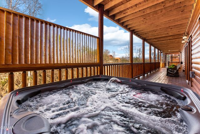 2634 Jerusalem Way, Sevierville, TN 37876