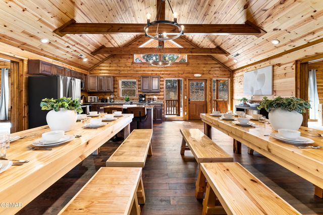 2634 Jerusalem Way, Sevierville, TN 37876