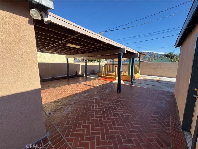 2210 N Buena Vista, Burbank, CA 91504