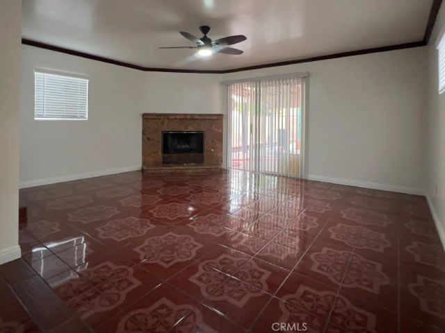 2210 N Buena Vista, Burbank, CA 91504