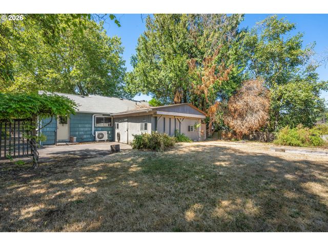 7526 Sw CAPITOL HILL Rd, Portland, OR 97219