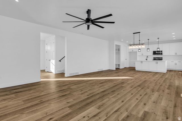 2884 W BROWNS MEADOW RD, Eagle Mountain, UT 84013