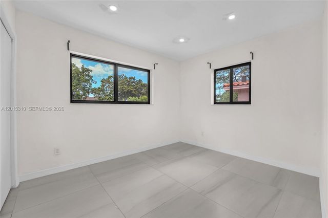 621 SW 33rd Ave 621, Miami, FL 33135