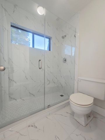 4183 Palm Bay Circle A, West Palm Beach, FL 33406