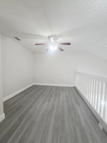 4183 Palm Bay Circle A, West Palm Beach, FL 33406