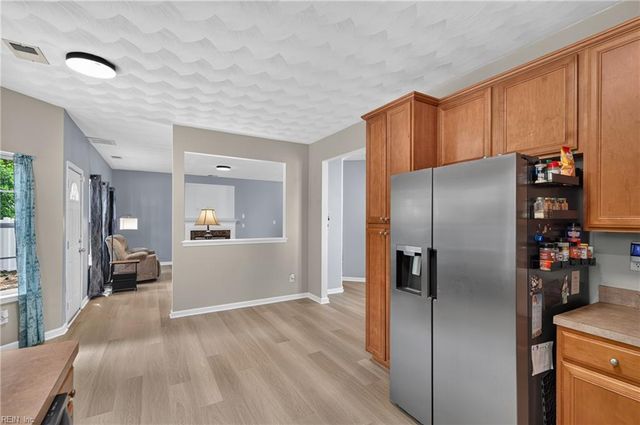 1284 Big Bethel PL, Hampton, VA 23666