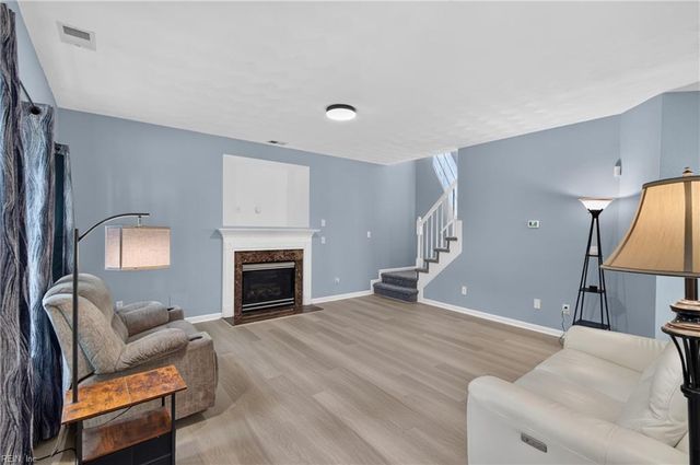 1284 Big Bethel PL, Hampton, VA 23666