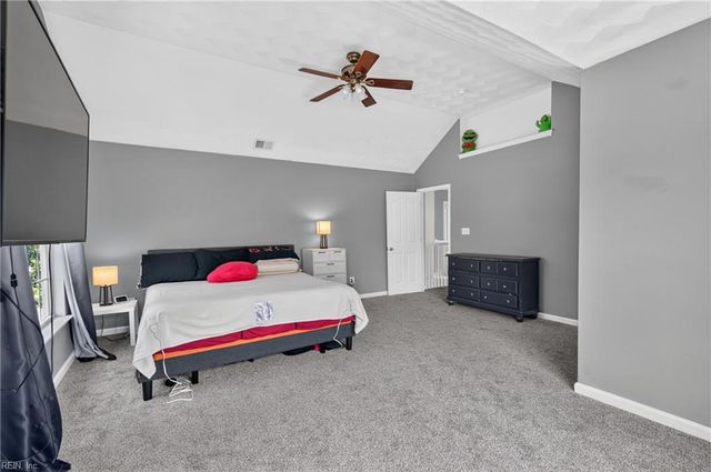 1284 Big Bethel PL, Hampton, VA 23666