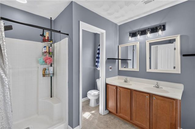 1284 Big Bethel PL, Hampton, VA 23666