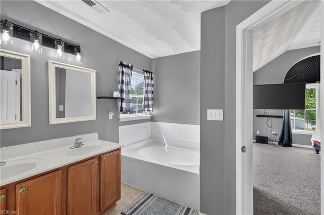 1284 Big Bethel PL, Hampton, VA 23666