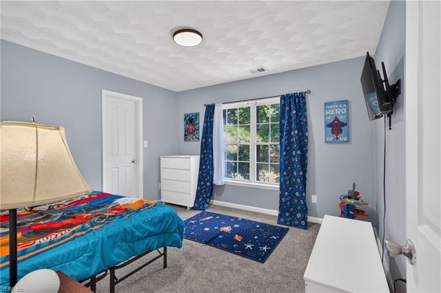 1284 Big Bethel PL, Hampton, VA 23666