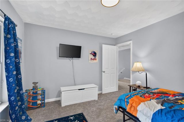 1284 Big Bethel PL, Hampton, VA 23666