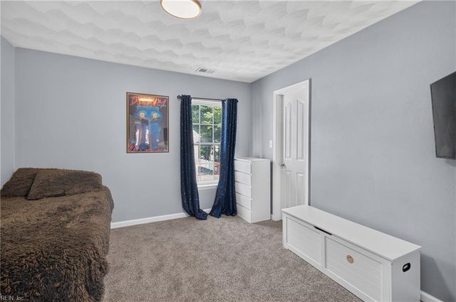 1284 Big Bethel PL, Hampton, VA 23666